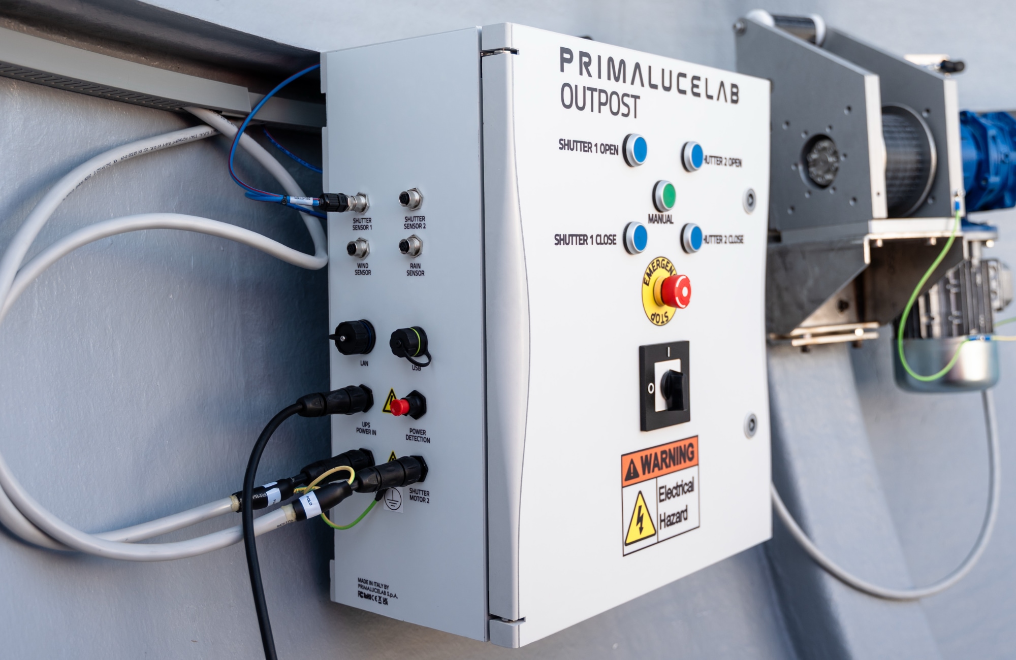 Computerized clamshell dome for telescopes and space monitoring